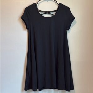 Mountain Mamas XS Criss Cross Shorty Tunic Black Short Sleeve Dress in Midnight